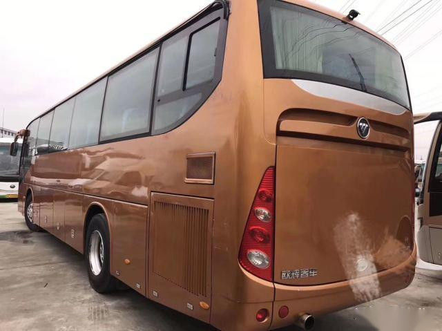 BJ6113 utilizó la impulsión baja de la mano izquierda del euro IV del kilómetro de la sola puerta de los asientos de la marca 51 de Bus FOTON del coche