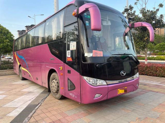 Renueve 2015 años utilizó al rey XMQ6113 coche largo Bus que 51 asientos utilizaron el motor diesel del autobús ningún autobús del accidente LHD
