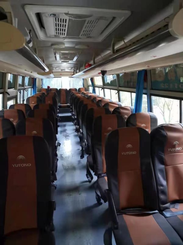 44 coche usado autobús usado asientos Bus de Yutong ZK6102D motores diesel de la dirección LHD del motor del frente de 2014 años