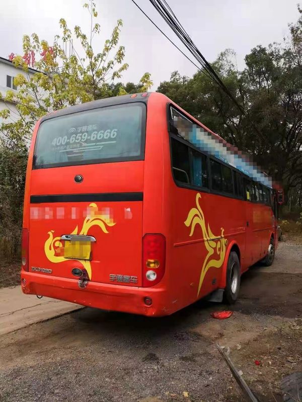44 coche usado autobús usado asientos Bus de Yutong ZK6102D motores diesel de la dirección LHD del motor del frente de 2014 años
