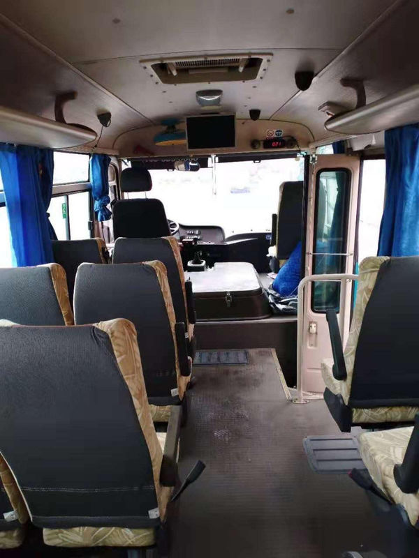 Autobús usado impulsión diesel usado del pasajero de la mano izquierda de Front Engine Steel Chassis Euro V de los asientos de Mini Bus Yutong ZK6609D 19