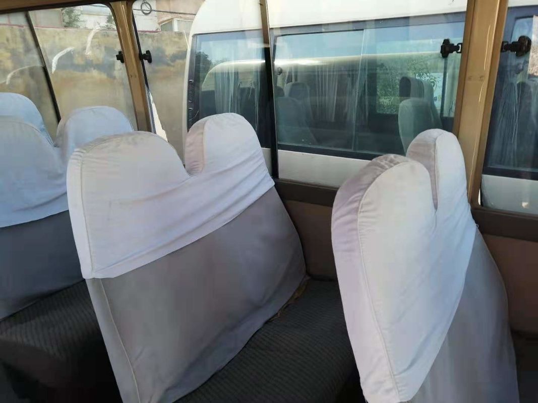 2009 el autobús usado del práctico de costa del año 18 asientos, autobús LHD del práctico de costa de Toyota utilizó a Mini Bus With Diesel Engine, dirección izquierda