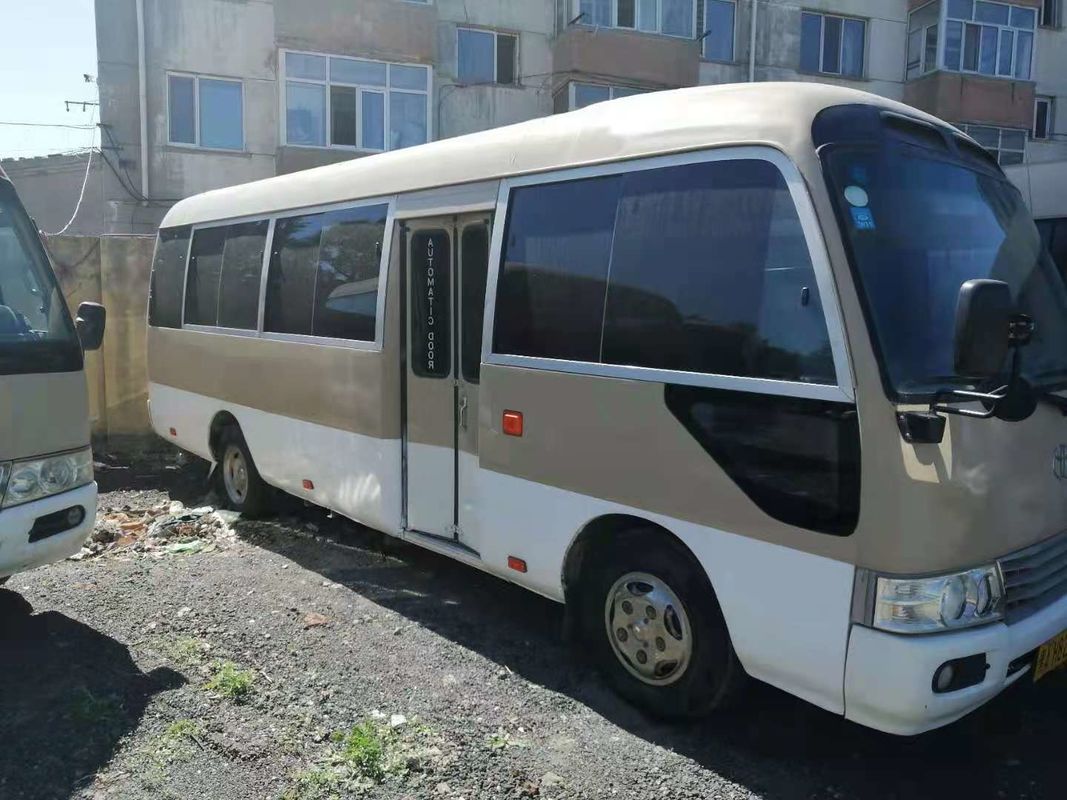 2009 el autobús usado del práctico de costa del año 18 asientos, autobús LHD del práctico de costa de Toyota utilizó a Mini Bus With Diesel Engine, dirección izquierda