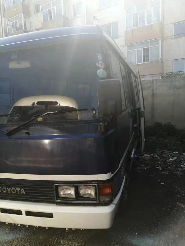 2010 el autobús usado del práctico de costa del año 20 asientos, autobús RHD del práctico de costa de Toyota utilizó a Mini Bus With Diesel Engine, dirección izquierda