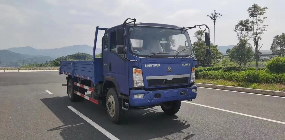 La dirección derecha a estrenar de Sinotruck HOWO RHD conduce 10 Ton Cargo Truck 4X2
