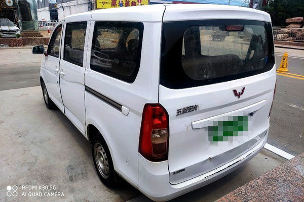 2016 impulsión del combustible LHD de Mini Bus Used Cars Gasoline del coche usado de Wuling de los asientos del año 7