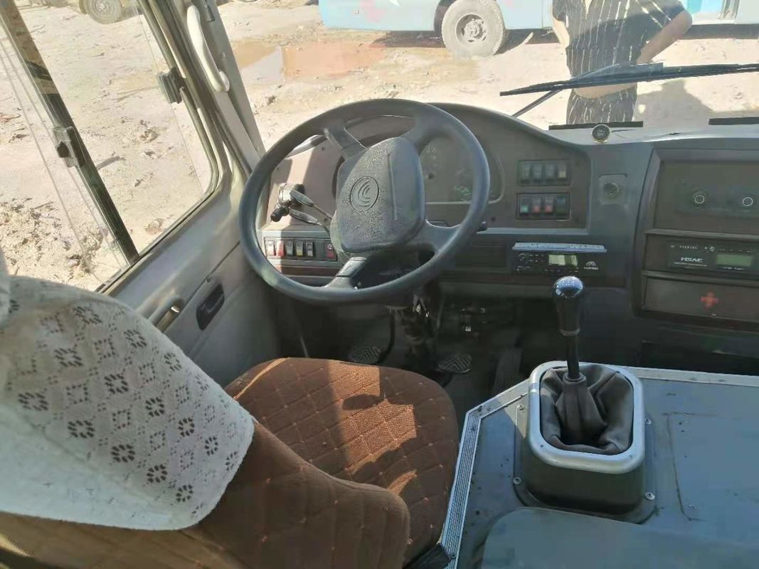 Mini Bus Yutong usado ZK6608 19 asienta el kilómetro bajo de Bus Left Steering del coche de Front Engine Steel Chassis Used