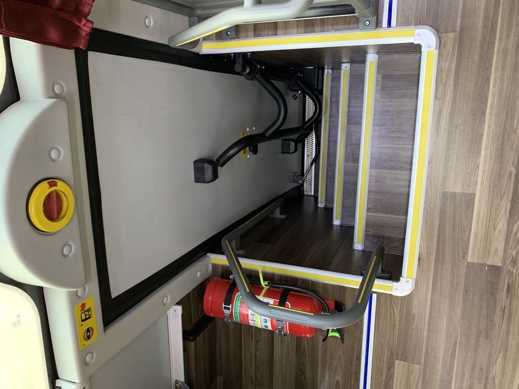 Motor posterior usado del nuevo del autobús 56 del autobús LCK6128 de Zhongtong de los asientos compartimiento grande de las puertas dobles