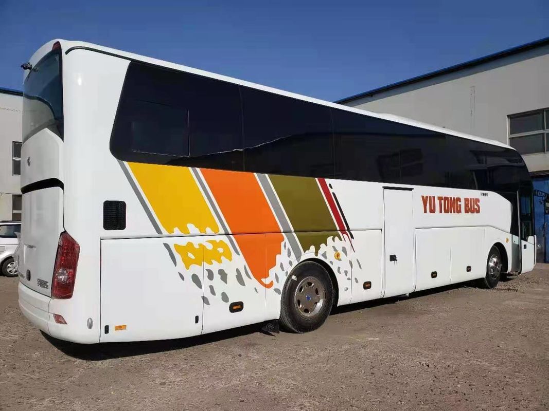 Las puertas dobles Zk6122 de los asientos de 2016 años 51 utilizaron los autobuses de Yutong con el nuevo kilometraje de Seat los 30000km