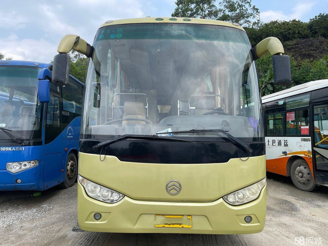 Dragon Used Coach Bus de oro 47 puertas del euro III de acero del chasis del motor de Hino J08E de los asientos solas