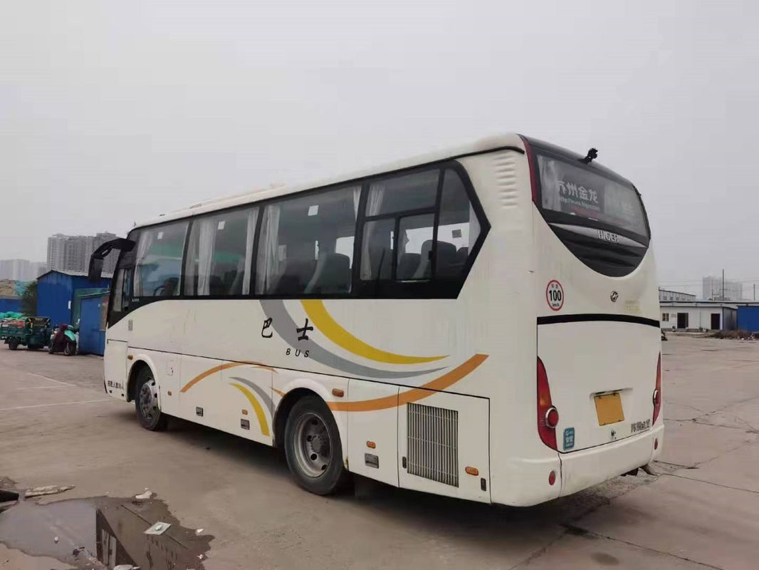 El motor posterior usado 140kw de Yuchai de asientos más altos del autobús KLQ6808 35 utilizó el kilómetro bajo de Bus Steel Chassis del coche