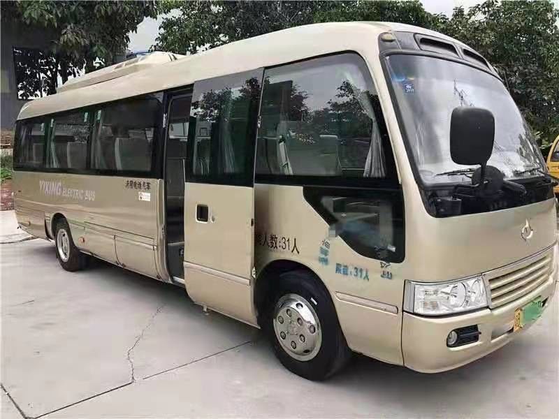 31 asientos autobús usado 2016 años del práctico de costa de Feiyan utilizaron la dirección eléctrica de la mano izquierda del motor de Mini Bus Coaster Bus With