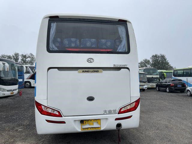El autobús usado XMQ6859 37 de Kinglong asienta el bus turístico usado III de acero del euro del motor de la parte posterior de Yuchia de la puerta del chasis solo