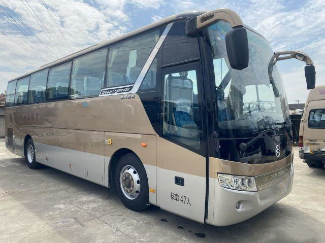 Las solas puertas usadas del motor posterior de oro de Dragon Bus XML6103 47seats 171 utilizaron al coche Bus