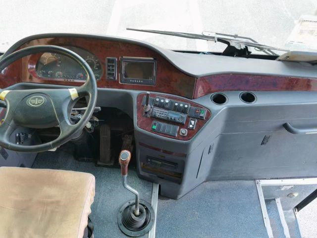 El autobús y el coche AC6107 de Faw utilizaron el kilómetro bajo del motor 162kw de los asientos CA6 de Bus 46 del coche de alta calidad
