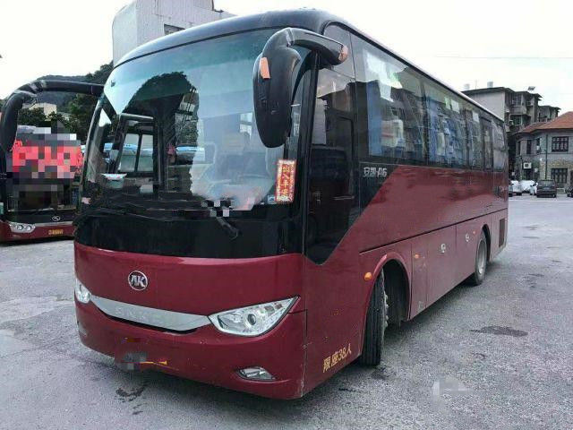 Autobús usado kilómetro bajo usado marca del pasajero del motor de Yuchai del chasis del saco hinchable de los asientos del bus turístico HFF6909 38 de Ankai para África