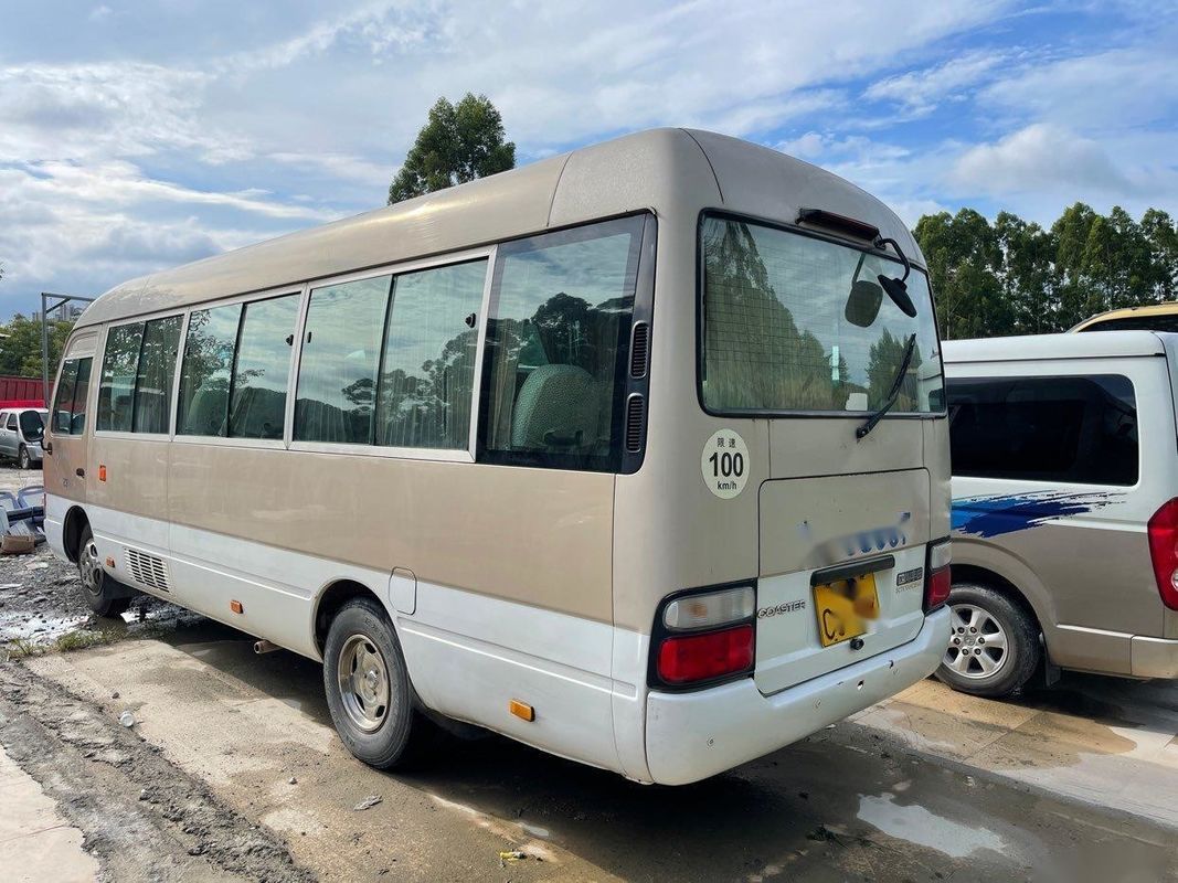 Dirección izquierda usada gasolina usada marca del mini autobús del motor del autobús 23-30seats 3RZ Toyota del práctico de costa de Toyota