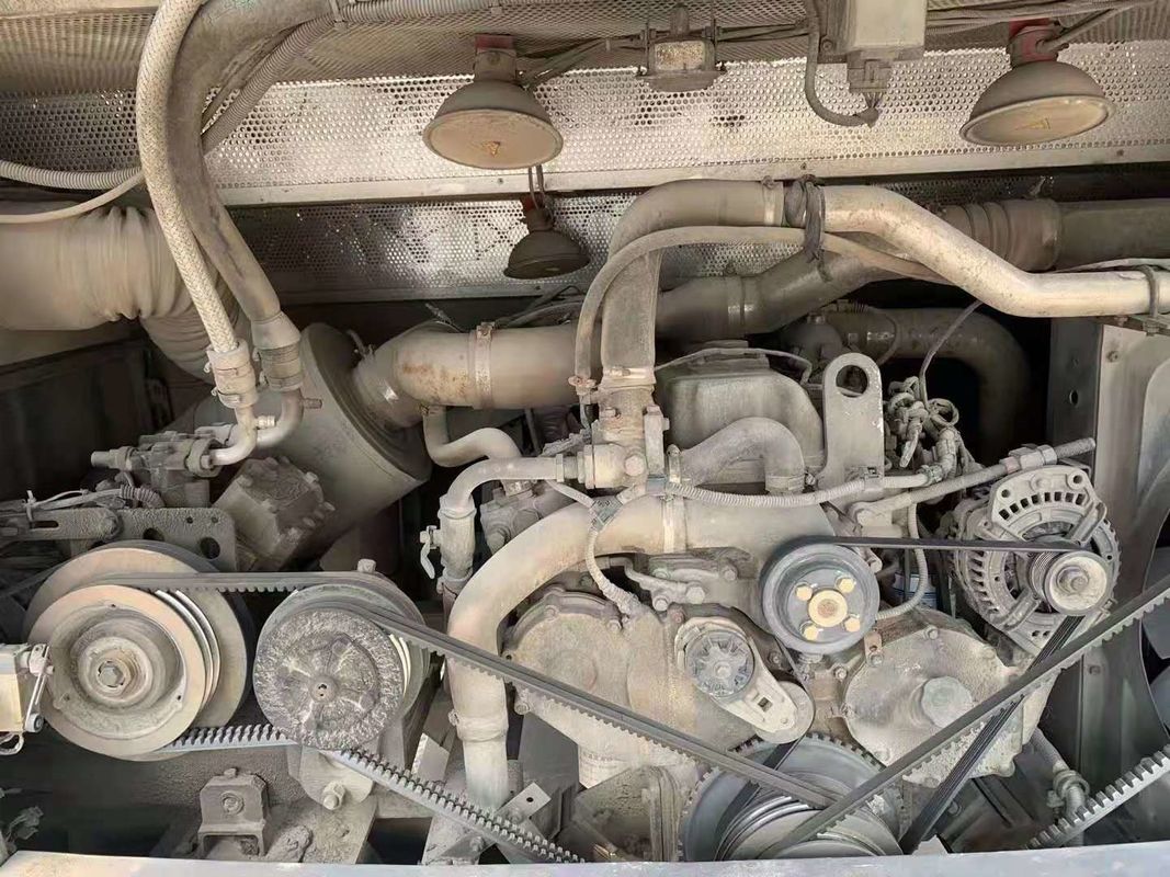 El dragón de oro actual XML6897J13 utilizó el motor diesel usado los asientos del autobús de Bus 39 del coche ningún autobús del accidente LHD
