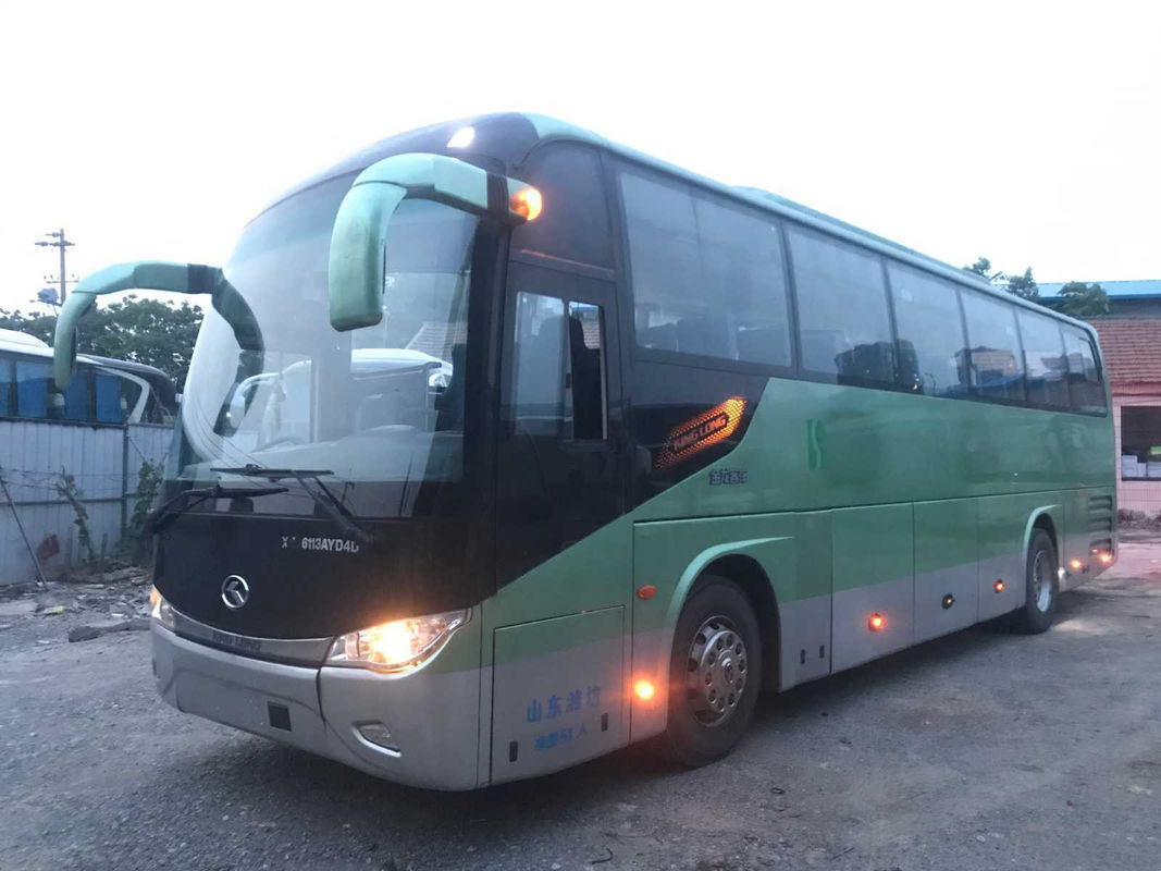 Las puertas dobles del autobús de Kinglong utilizaron el motor de la parte posterior del chasis XMQ6113 Yuchai del saco hinchable de los asientos de Bus 51 del coche