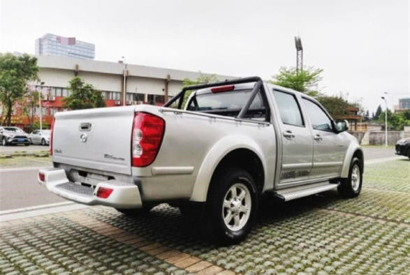 Camioneta pickup de lujo de la versión GW4D20B 6MT China de la UE Vehiculos del motor diesel 2.0T de la RECOGIDA de CHANGCHENG en venta
