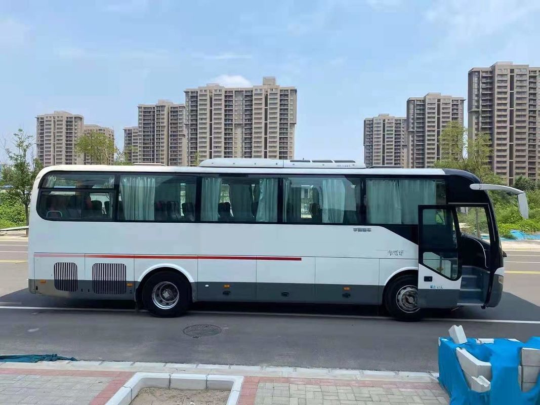 47 coche usado autobús usado asientos Bus de Yutong ZK6107 2009 dirección LHD del año 100km/H NINGÚN accidente