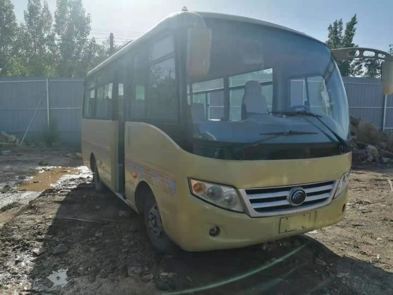 2010 autobús usado de Yutong de los asientos del año 19 ZK6608DM con Front Engine Used Coach Bus para el turismo