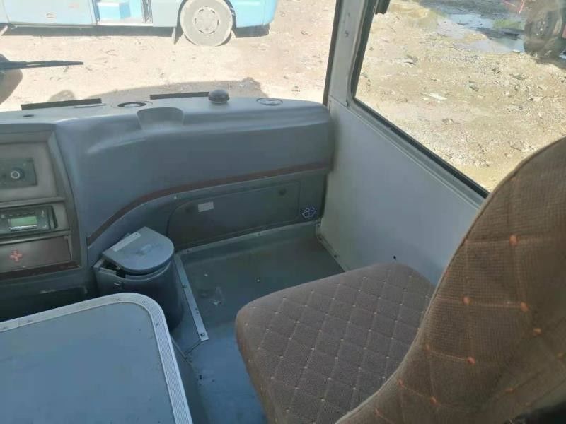 2010 autobús usado de Yutong de los asientos del año 19 ZK6608DM con Front Engine Used Coach Bus para el turismo
