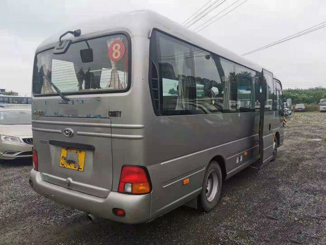 11 asientos entrenan las buenas condiciones usadas origen de Bus Max Diesel Tank Engine Dimensions Hyundai Mini Bus CHM6710