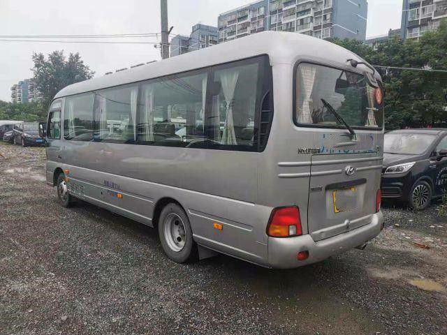11 asientos entrenan las buenas condiciones usadas origen de Bus Max Diesel Tank Engine Dimensions Hyundai Mini Bus CHM6710