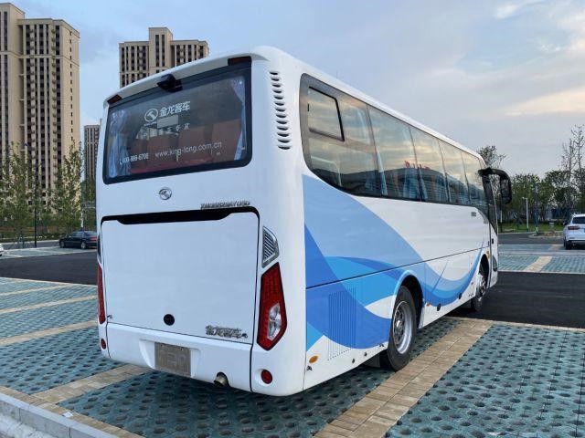 La segunda mano Kinglong utilizó al coche Bus 36 asientos que la impulsión manual de la mano izquierda transporta la marca XMQ6829