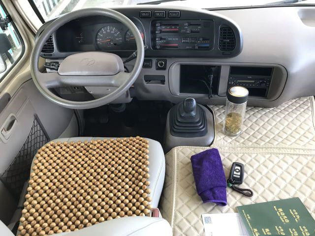 De oro blanco del práctico de costa de la segunda mano del autobús para el práctico de costa común de Negeria LHD Mini Bus Diesel Promition Price Toyota
