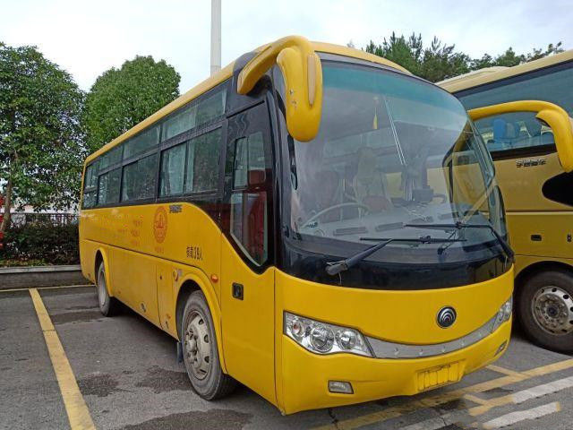 Yutong usado 39 asienta el autobús usado impulsión manual usado autobús diesel del pasajero de la mano izquierda del autobús para África