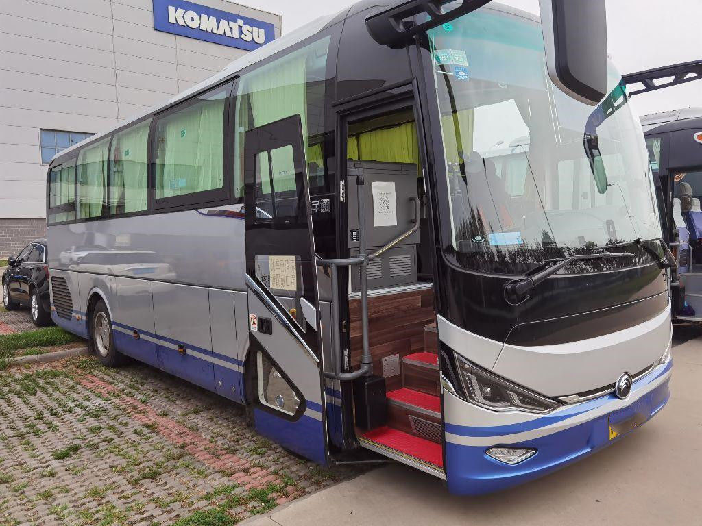 La segunda mano transporta el autobús eléctrico de Gasoline Engine China del coche de lujo de Yutong ZK6907 con la TV
