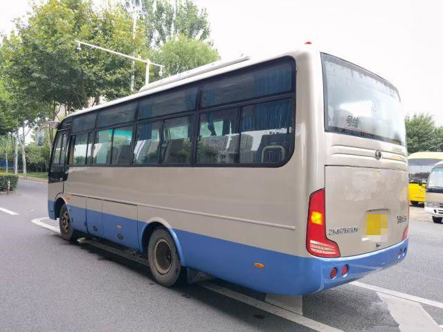 2014 el autobús usado del año 30 asientos utilizó el autobús ZK6752D de Yutong con Front Engine Used Coach Bus para el turismo
