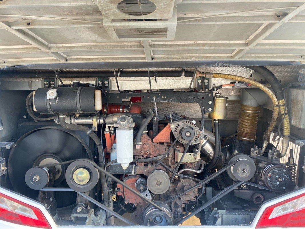 Bus turístico usado Kinglong XMQ6802 usado euro del motor de Yuchai de los asientos del autobús 34 5 chasis de acero de alta calidad