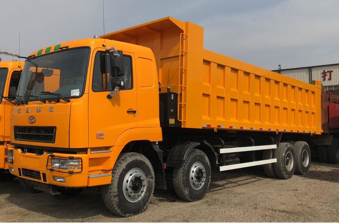 Camión volquete a estrenar de CAMC 8x4 385HP para el transporte minero