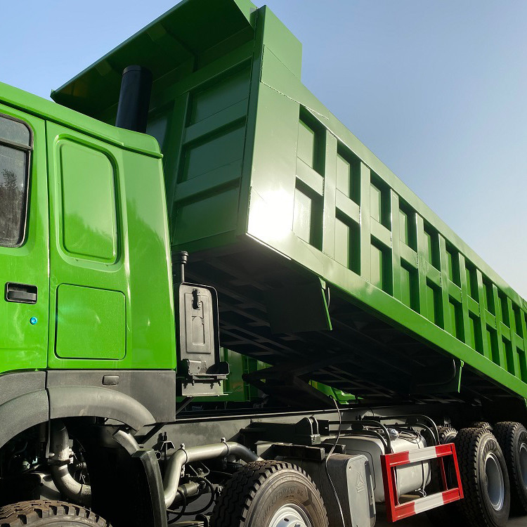 Mano usada Howo 375 HP Tipper Truck del modo segundo de la impulsión del camión 8x4 de Howo Sinotruk Drump