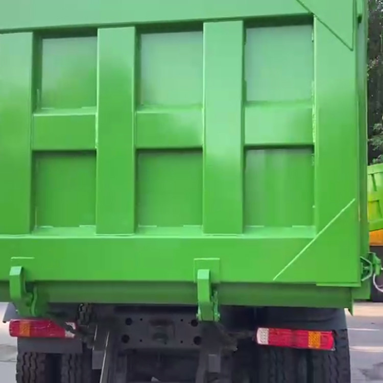 Mano usada Howo 375 HP Tipper Truck del modo segundo de la impulsión del camión 8x4 de Howo Sinotruk Drump