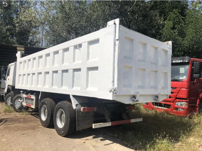 Modo multi usado Sinotruk Howo 375Hp Tipper Truck de la impulsión del camión 8x4 de Howo Drump de los colores