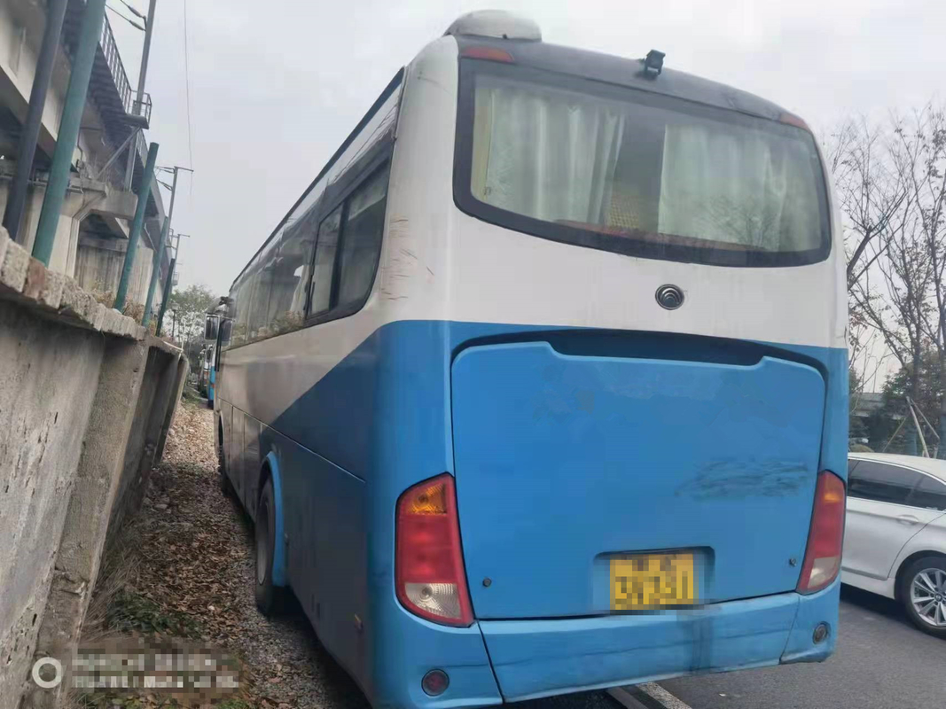 51 coche usado autobús usado asientos Bus de Yutong ZK6110 2010 años que dirigen los motores diesel de RHD