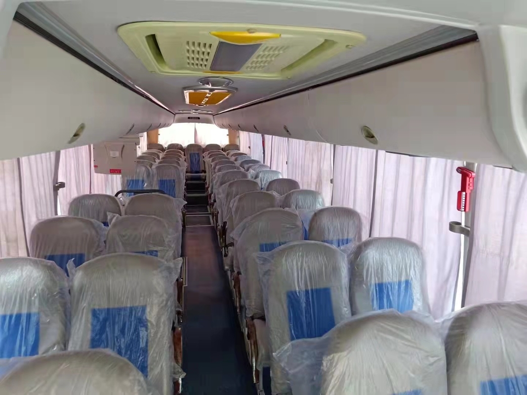 52 autobús usado asientos de Bus Used Yutong ZK6127 del coche 2015 dirección del motor diesel RHD del año