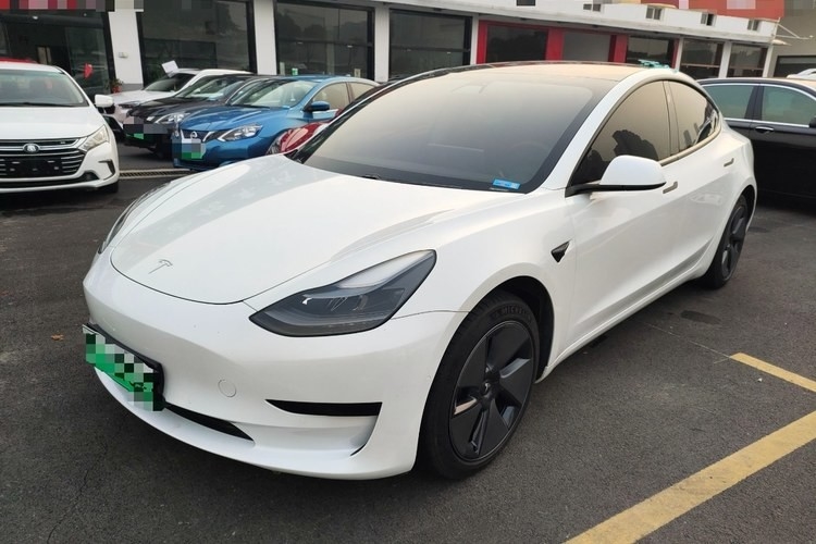 Asientos de alta velocidad de las ruedas del sedán 4 de los coches del vehículo eléctrico de New Energy 5 4 puertas