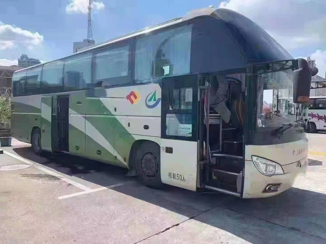 2019 autobús usado autobús usado asientos del pasajero de Bus Diesel Engine RHD del coche de Yutong ZK6127 del año 50