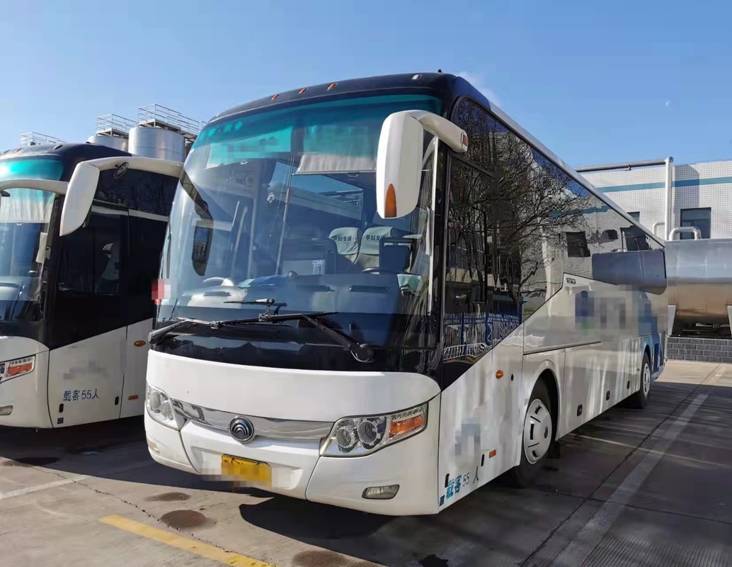 La mano ZK6127 del autobús segundo de Yutong entrena a Bus Second Hand que 55 asientos transportan la disposición del autobús 2+3