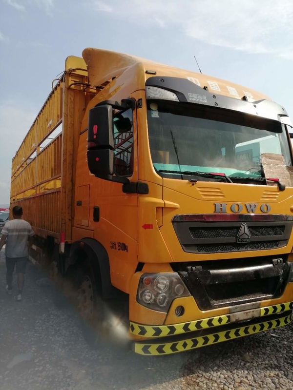 La sola fila 280HP utilizó el camión ligero de la mano del camión volquete 6*2 T5G segundo del cargo