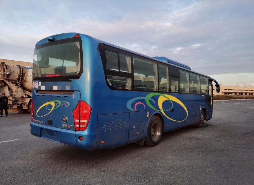 Los autobuses de visita turístico de excursión de larga distancia usados de Yutong utilizaron los autobuses diesel de Buses Passenger Used del coche interurbano