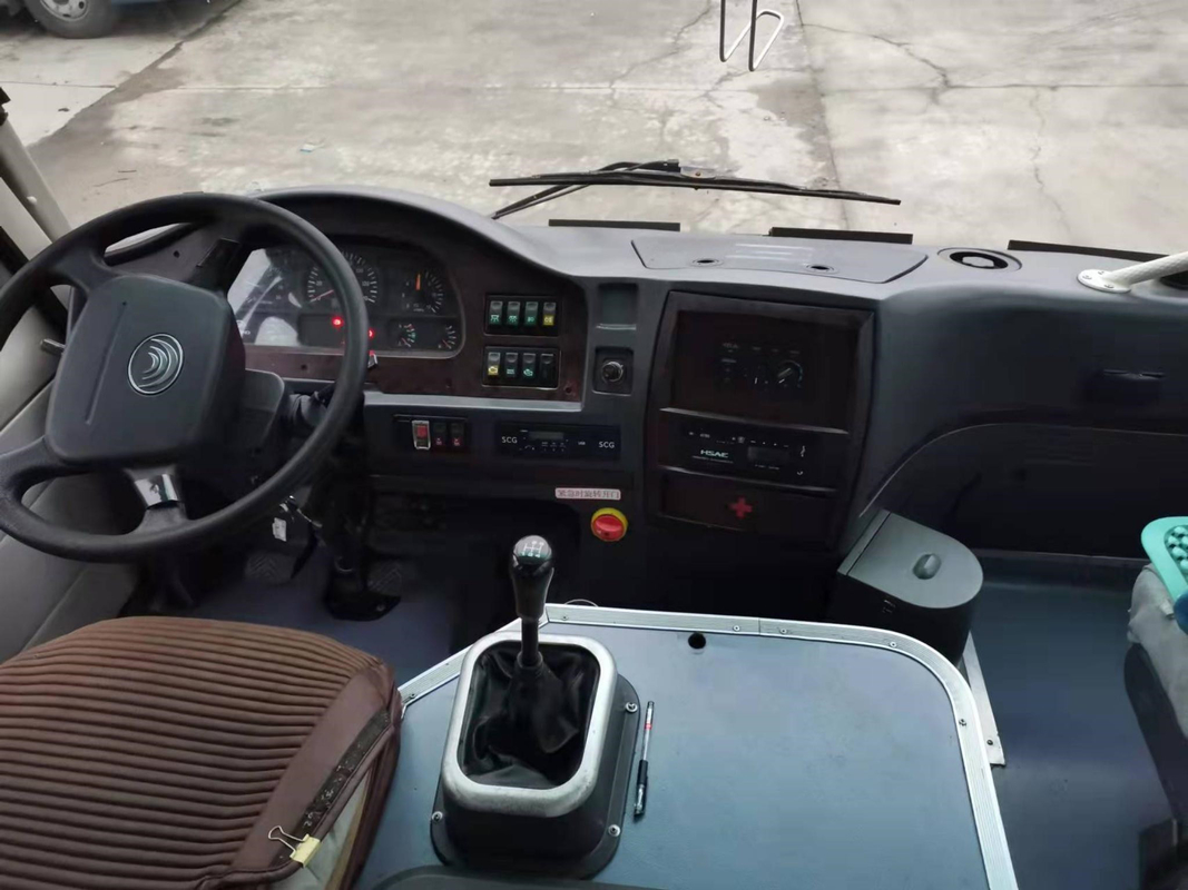 Yutong utilizó a pasajeros de la ciudad transporta bus turístico urbanos diesel de la mano de los asientos de 118 kilovatios LHD los 31 en segundo lugar