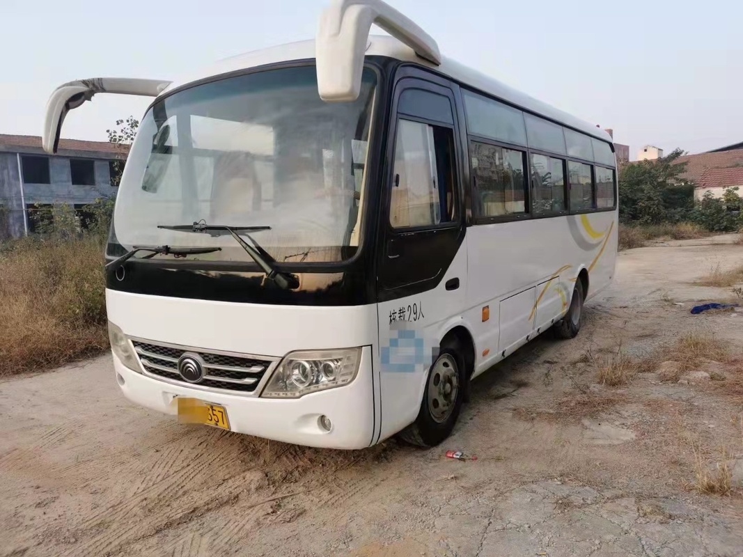 La impulsión de la mano izquierda utilizó los autobuses de lujo de la ciudad de Yutong aprovisiona de combustible los 30 asientos diesel Front Engine