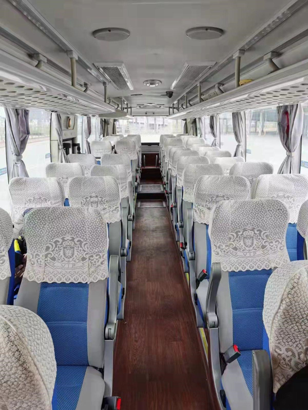 Yutong utilizó transporte que los vehículos blancos utilizaron 50Seats de larga distancia diesel utilizaron al coche Buses