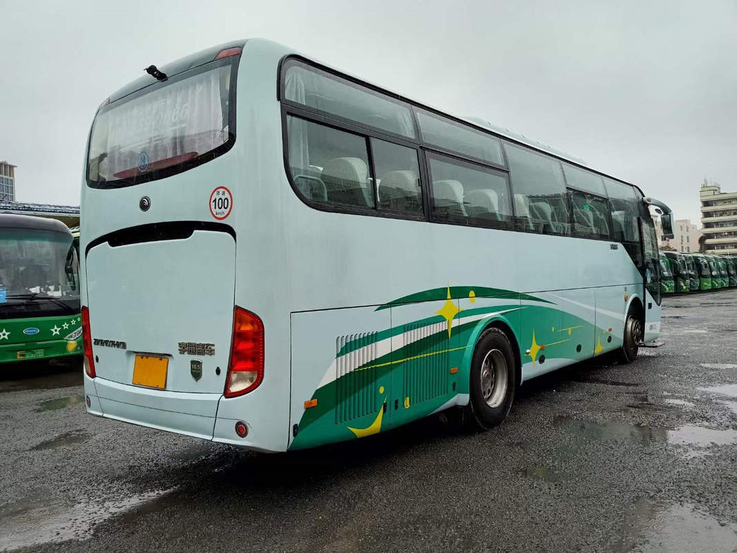 Los vehículos de transporte público usados utilizaron los bus turístico diesel de LHD utilizaron al coche interurbano Buses de los pasajeros